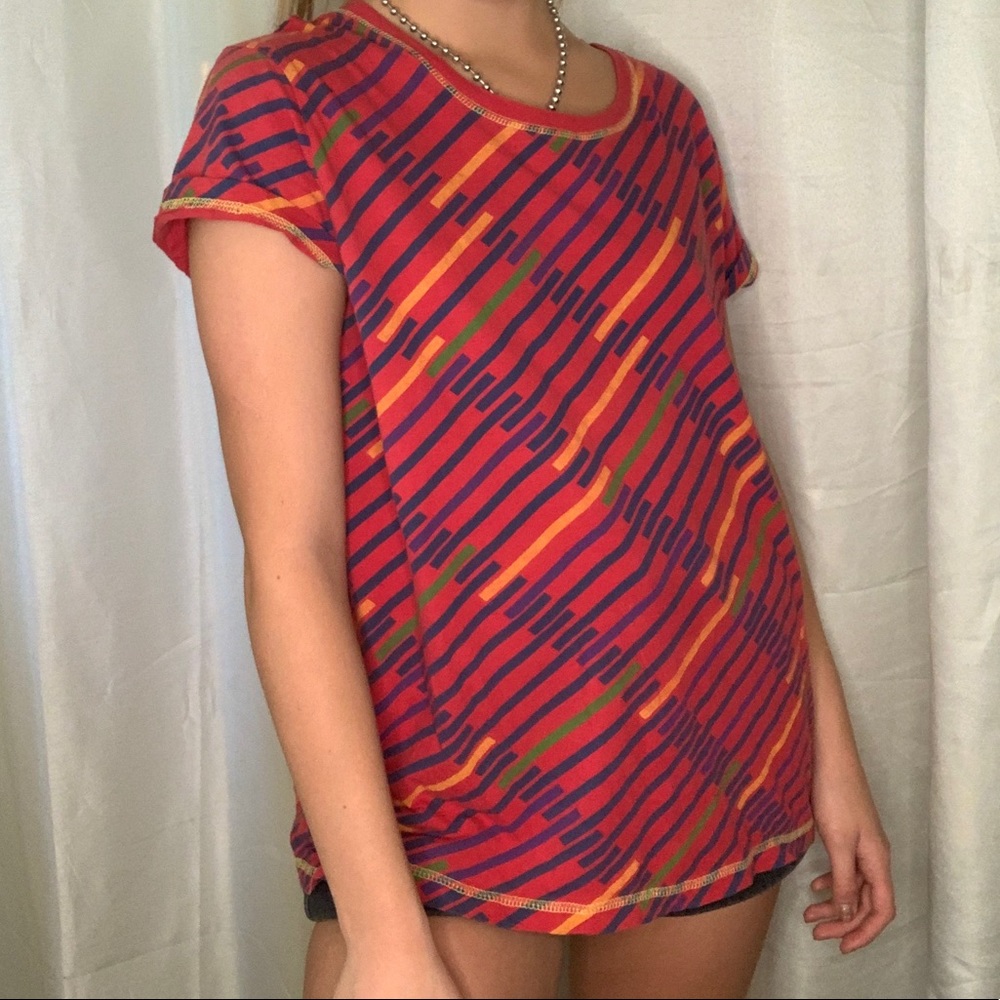Stripped Vintage T ✨